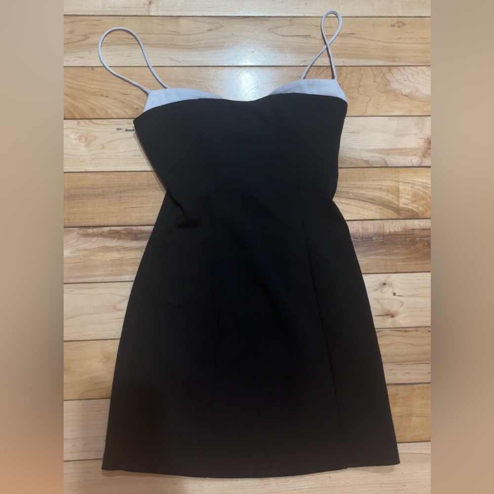 ASOS BLACK AND WHITE MINI DRESS - Picture 2 of 6